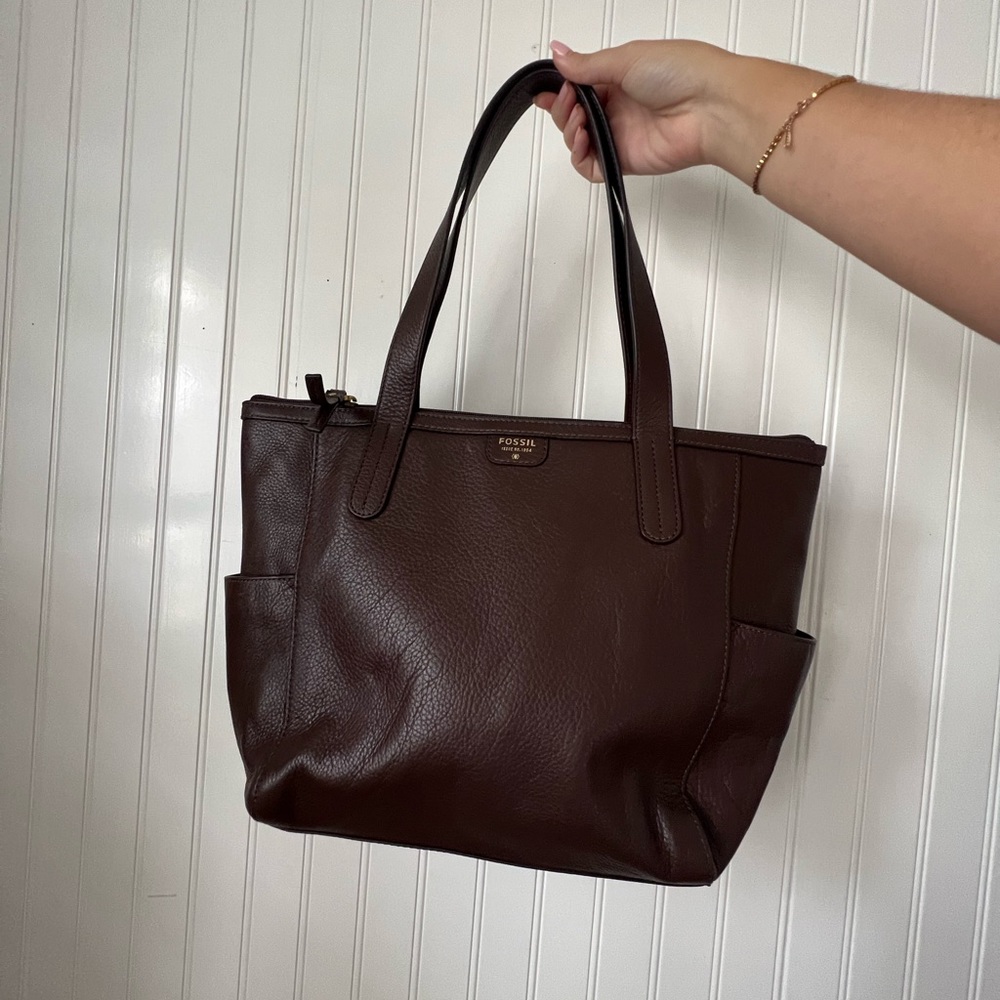 Brown Leather Fossil Shoulder Purse